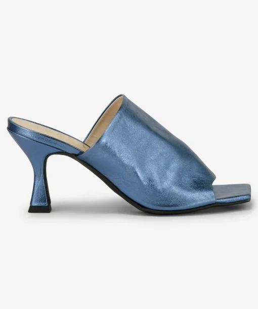 Abigail River Blue