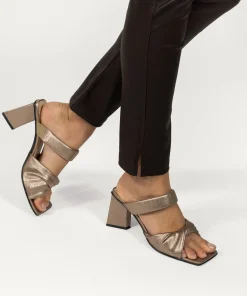 Amber Metallic Soft Taupe