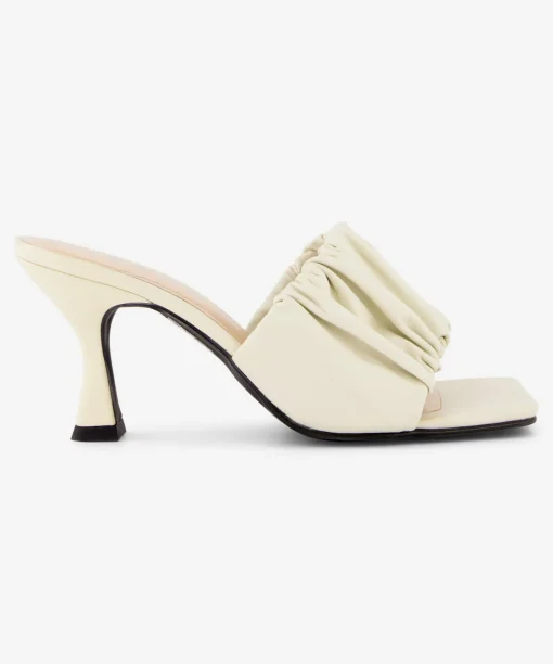 Ambia Antique White