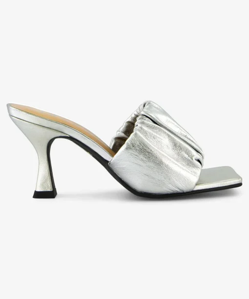 Ambia Metallic Silver