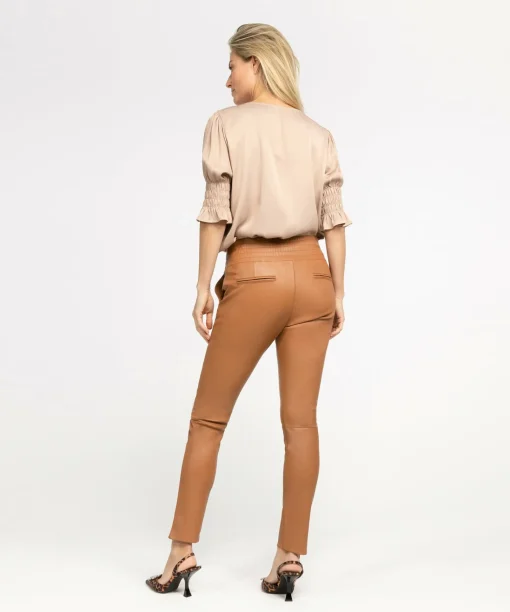 Colette Spicy Cognac