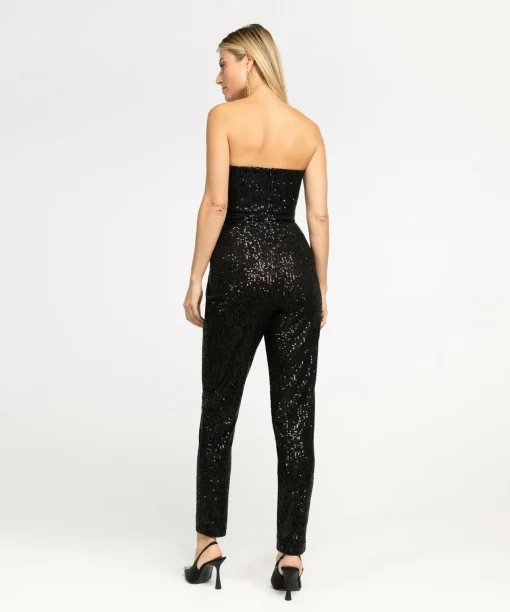 Cosmopolitan Black