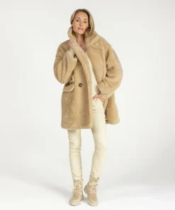 Crista Creamy White