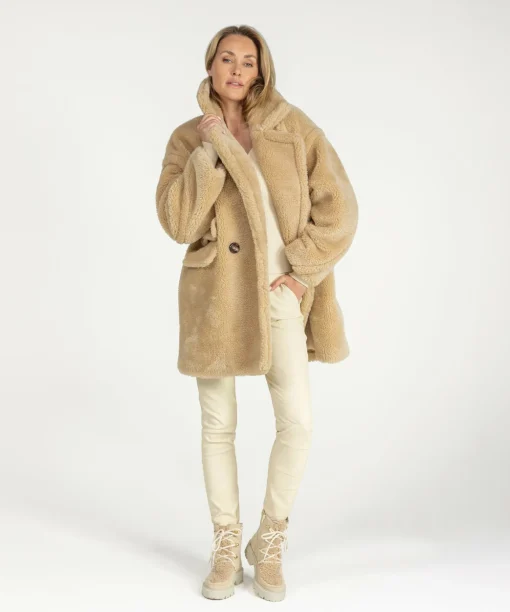 Crista Creamy White