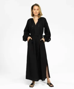Dalma Black