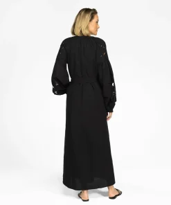 Dalma Black