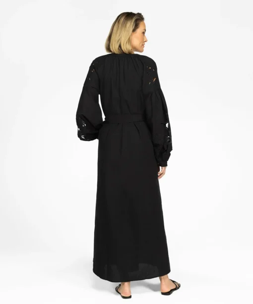 Dalma Black