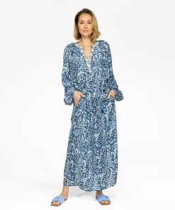 Darcelle Airy Blue Blossom