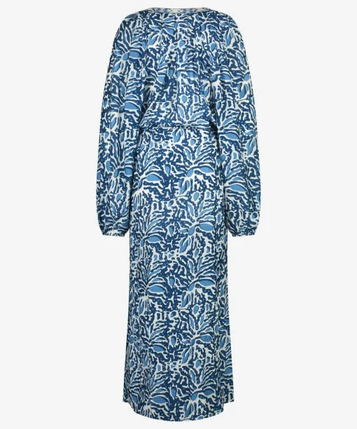 Darcelle Airy Blue Blossom