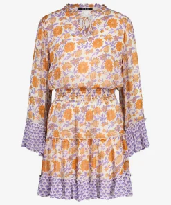 Dartha Multi Flower