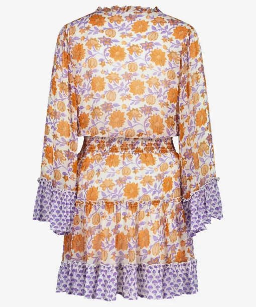 Dartha Multi Flower