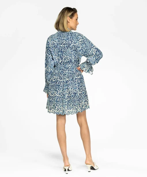 Dounya Airy Blue Blossom
