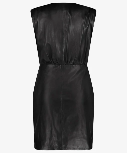 Dove Black