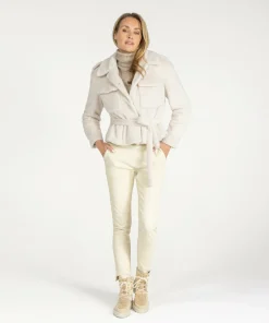 Jezz Creamy White