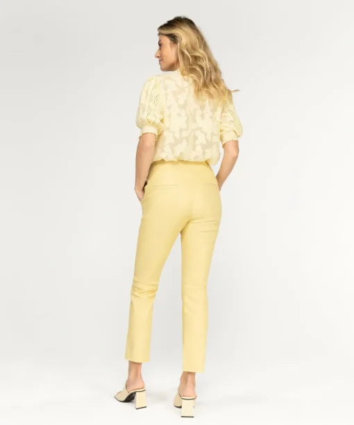 Pablo Buttery Yellow