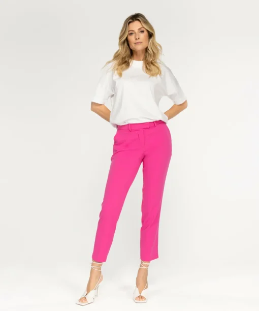 Parrie Bright Pink