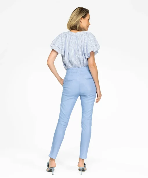 Poggy Airy Blue