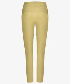 Poggy Buttery Yellow