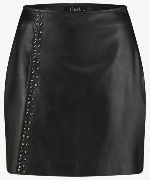 Selwi Black