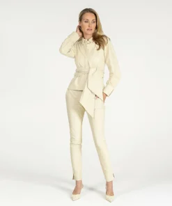 Talita Creamy White