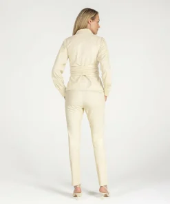 Talita Creamy White