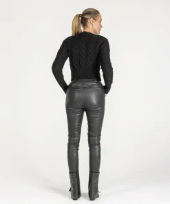 Tamra Black