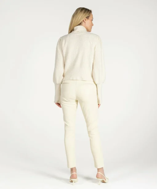Texan Creamy White