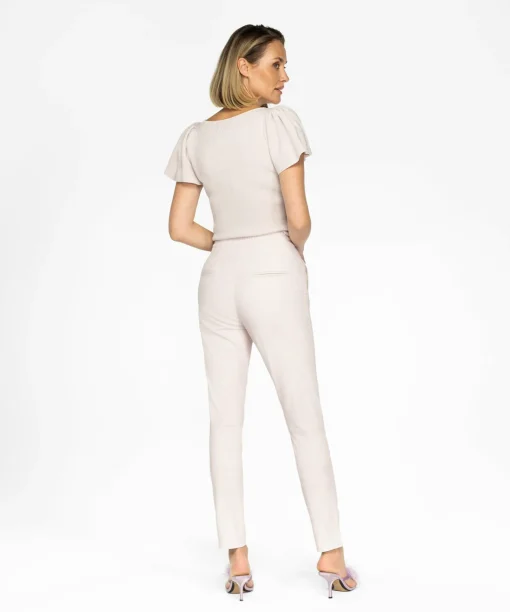 Thaira Light Pink
