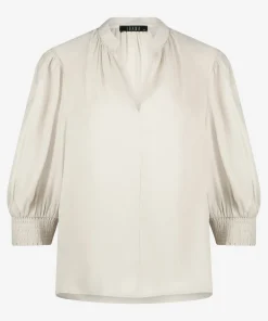 Tracer Antique White