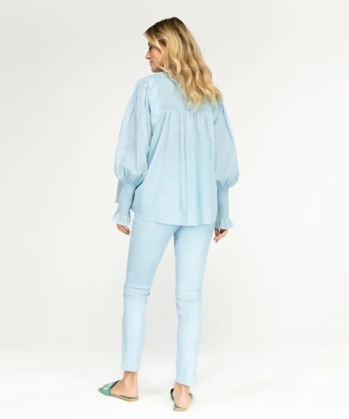 Tupa Crystal Blue